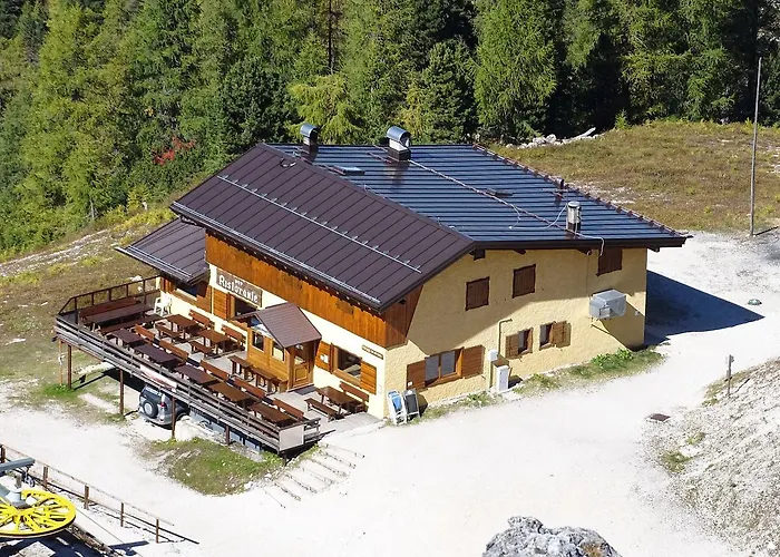 Πανσιόν Rifugio Col De Varda *