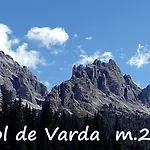 Rifugio Col De Varda Guest house