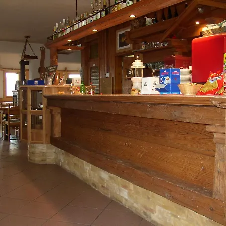 Rifugio Col De Varda * ミズリーナ